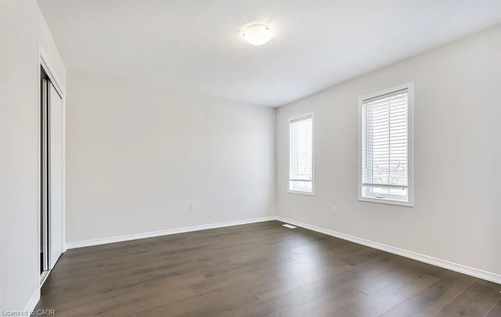 25 Munro Circle