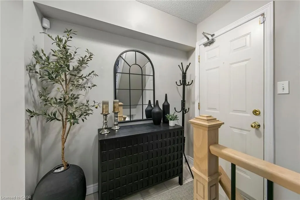 2024 Grovetree Lane