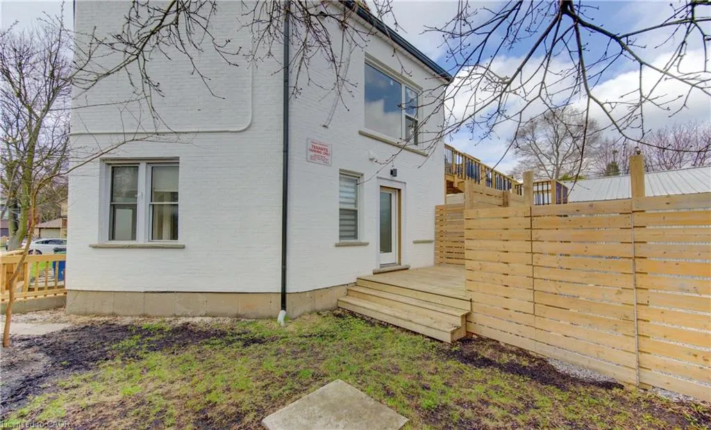 67 Louisa Street