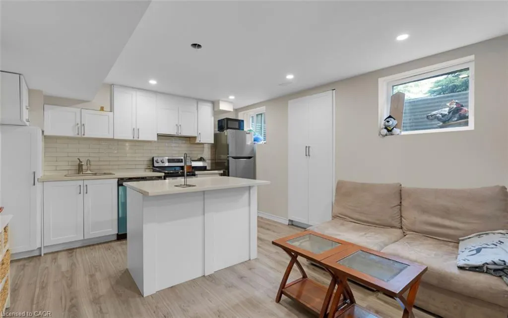 10 Morgandale Road