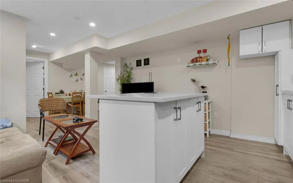 10 Morgandale Road