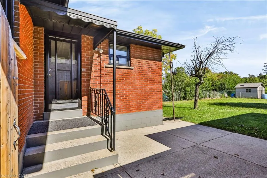 38 Deerhurst Road