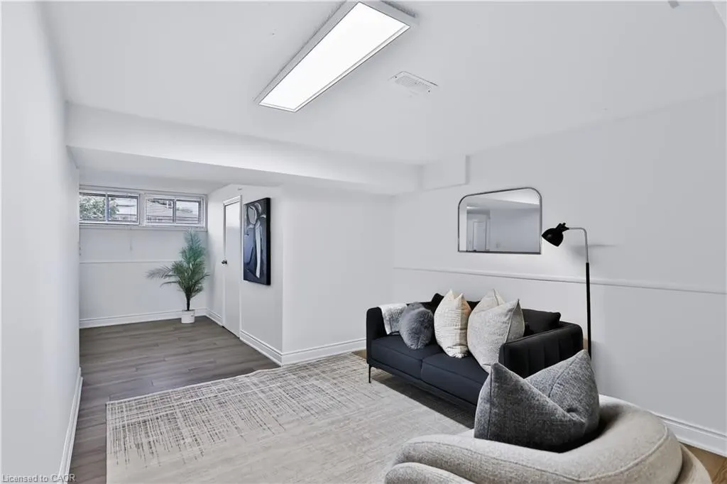 38 Deerhurst Road