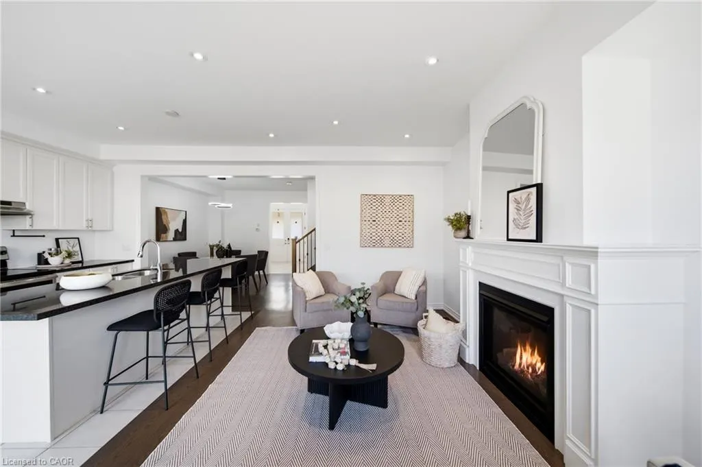 7 Heming Trail