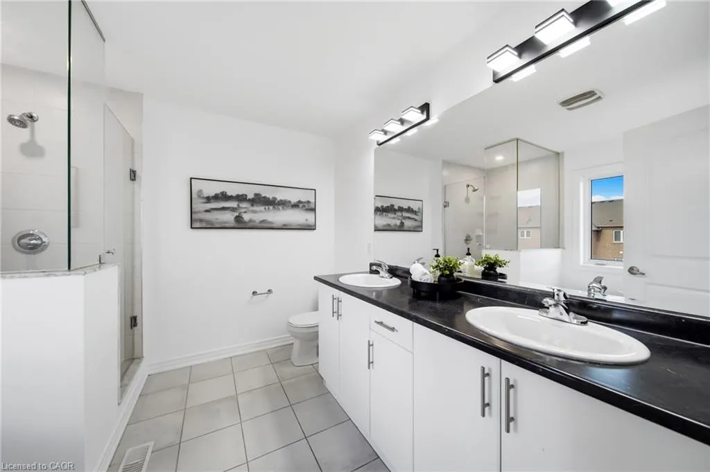 7 Heming Trail