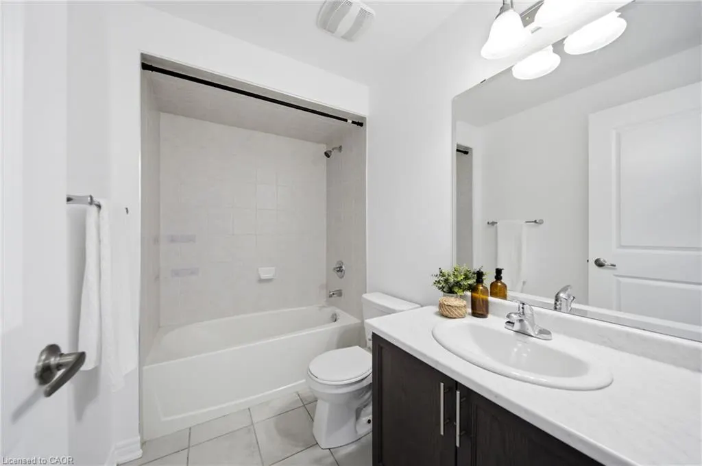7 Heming Trail