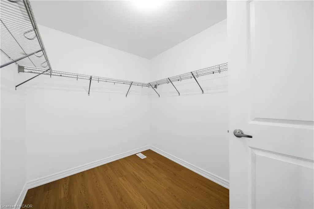 7 Heming Trail