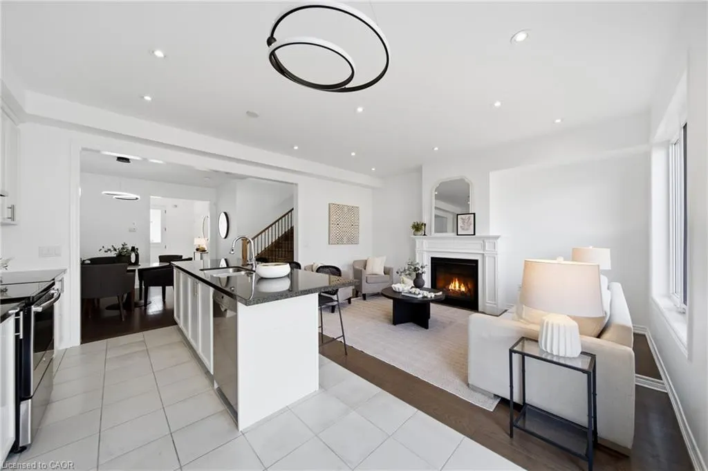 7 Heming Trail