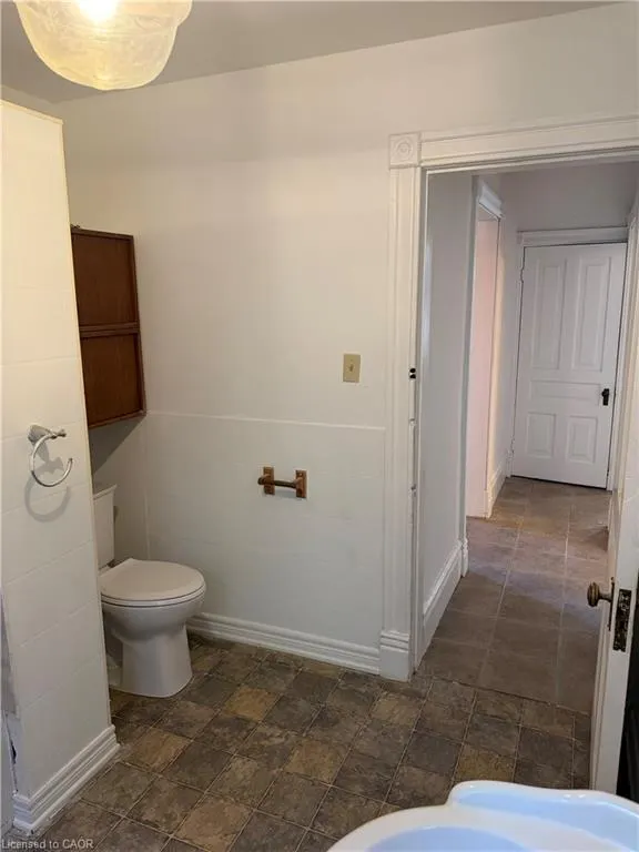 73 Sherman Avenue S #MAIN