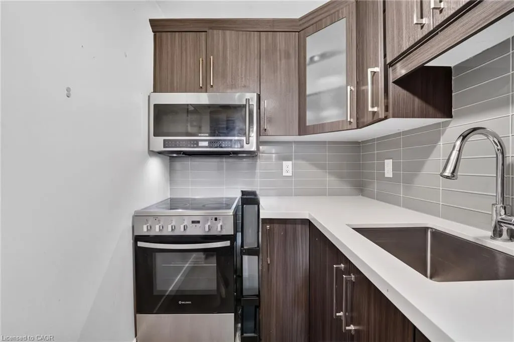 150 Charlton Avenue E #2905