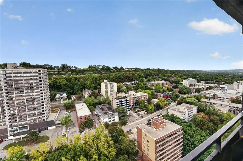 150 Charlton Avenue E #2905