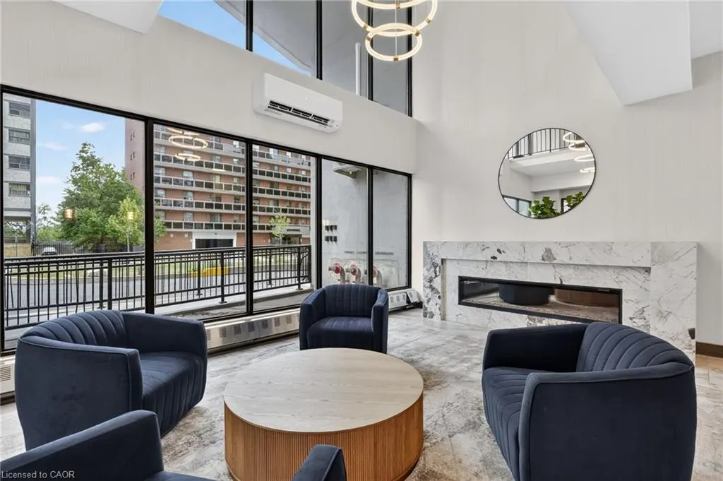 150 Charlton Avenue E #2905