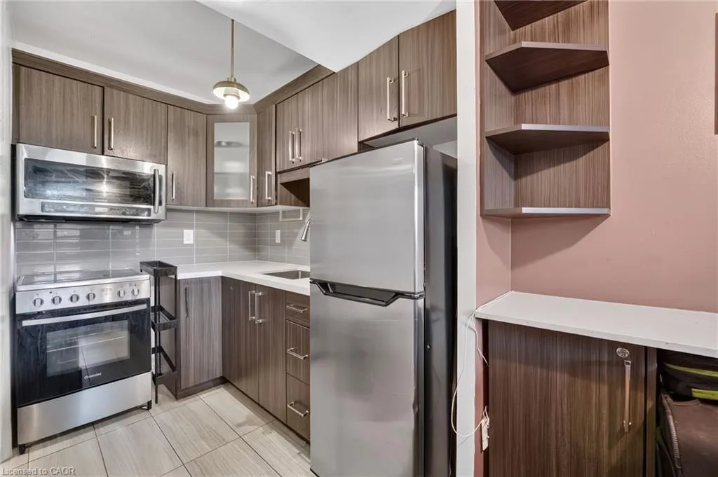 150 Charlton Avenue E #2905