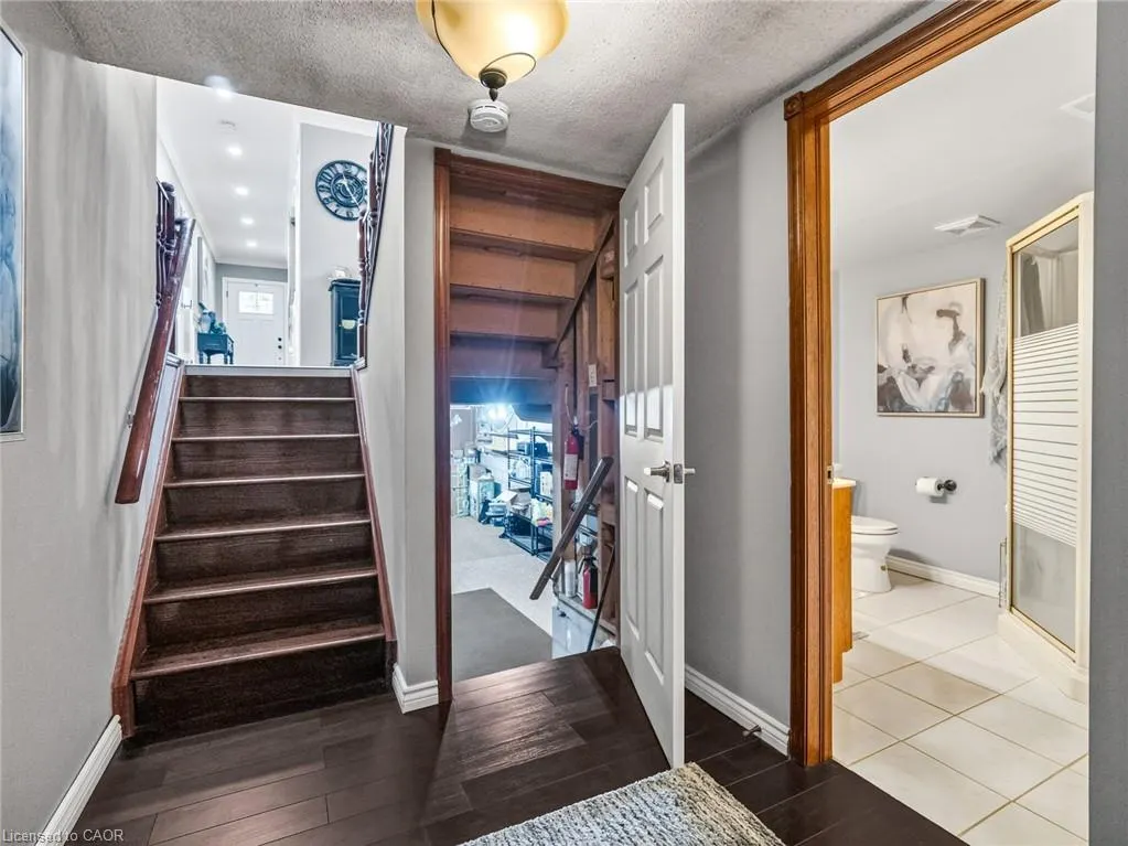 16 Juniper Drive