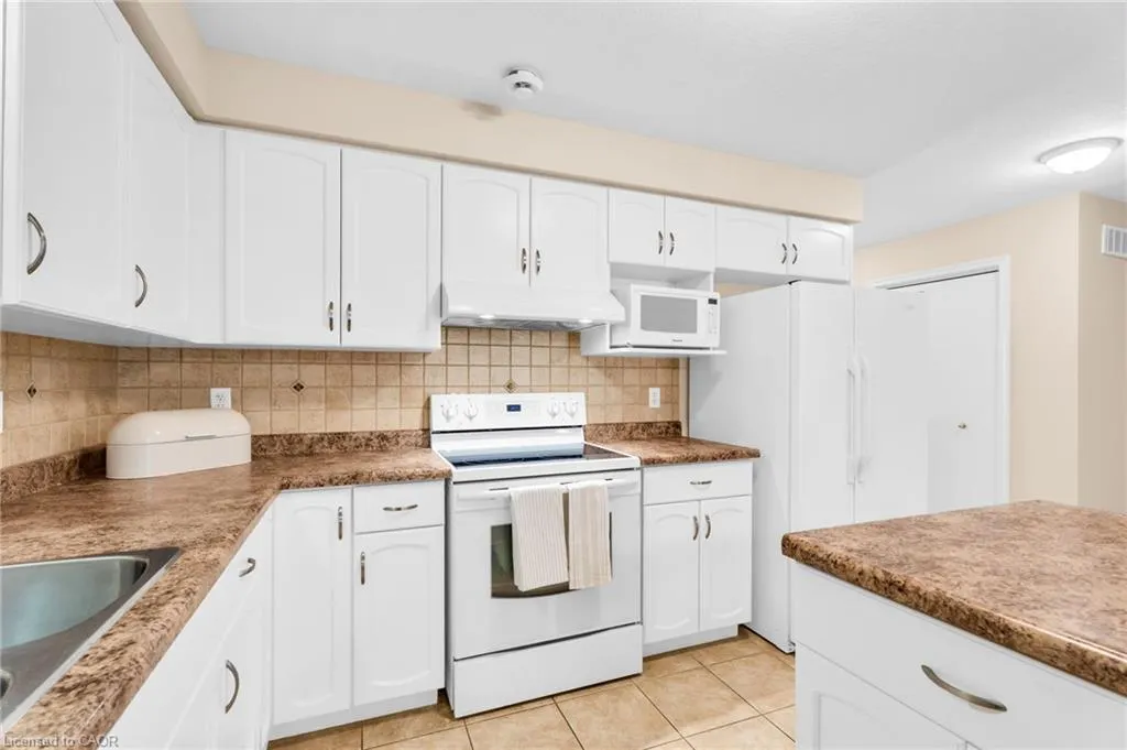 20 Shackleton Drive #11