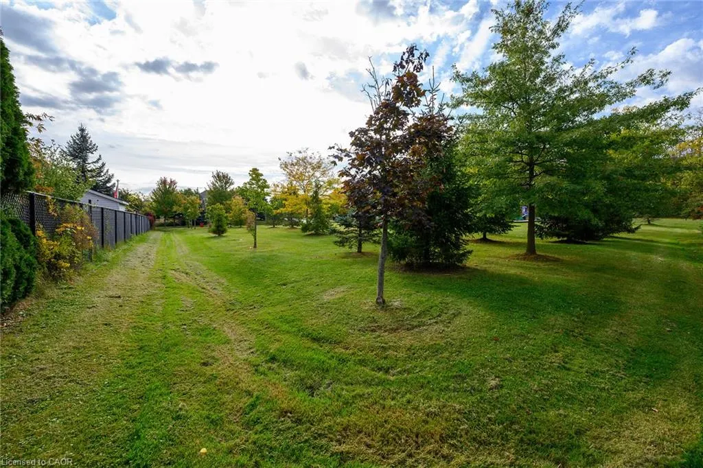 54 Vinifera Drive