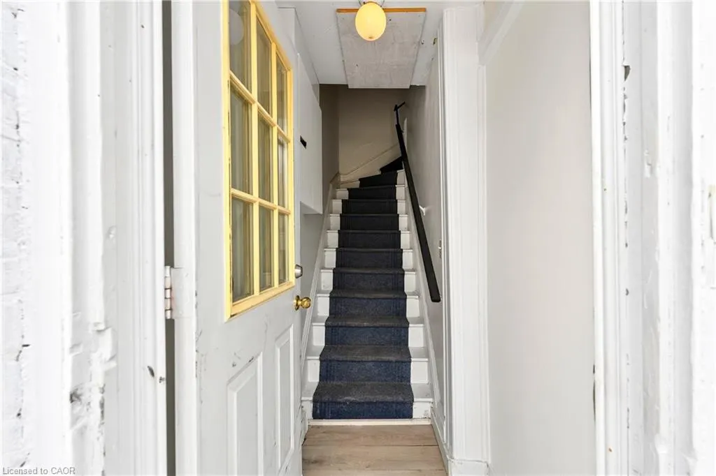 15 Warnock Street #Upper