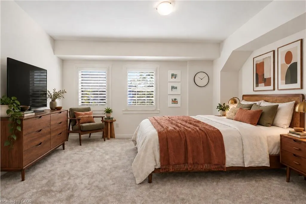 49 Ontario Street #8