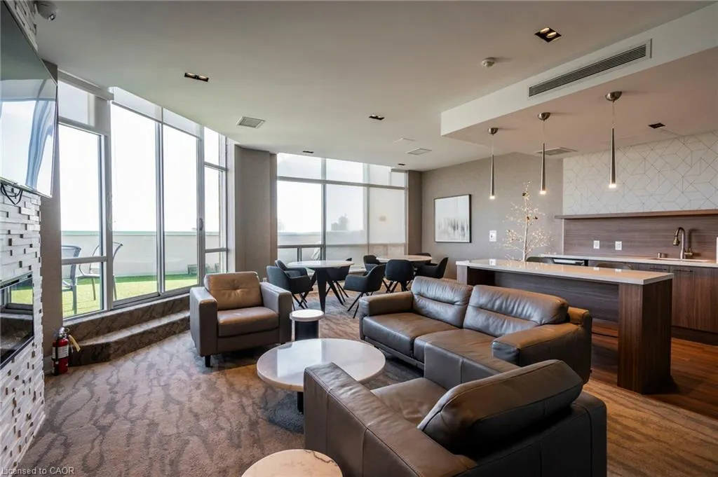 1276 Maple Crossing Boulevard #1406