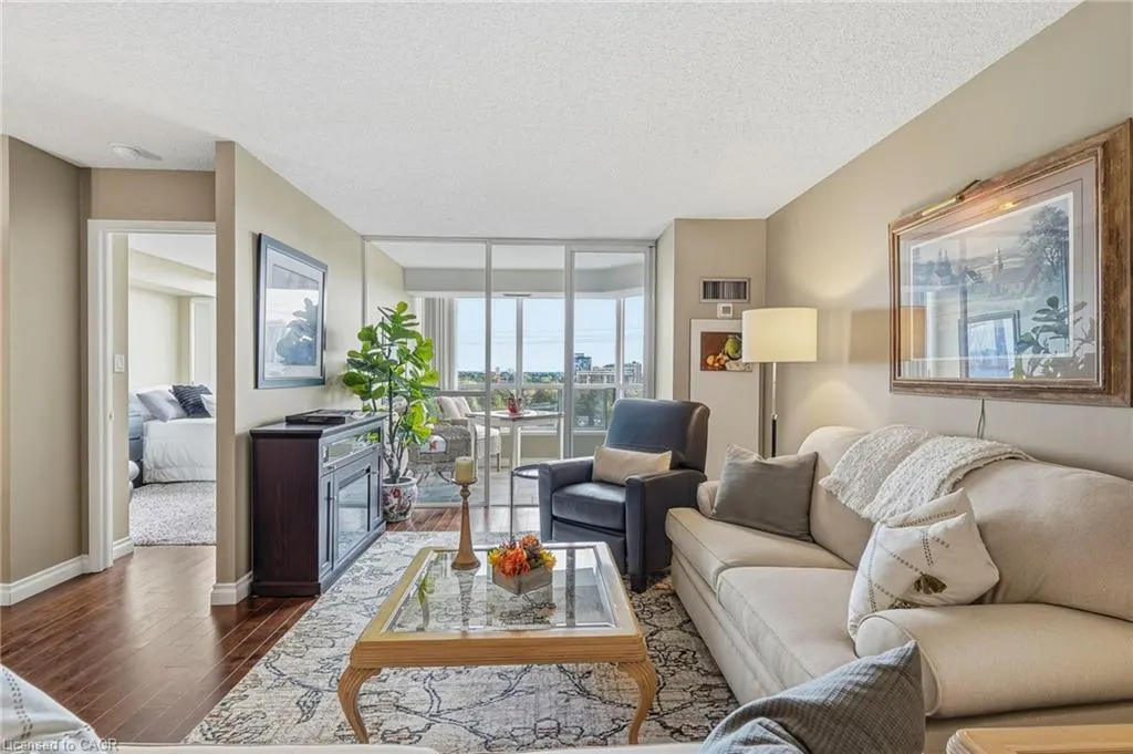 1276 Maple Crossing Boulevard #1406