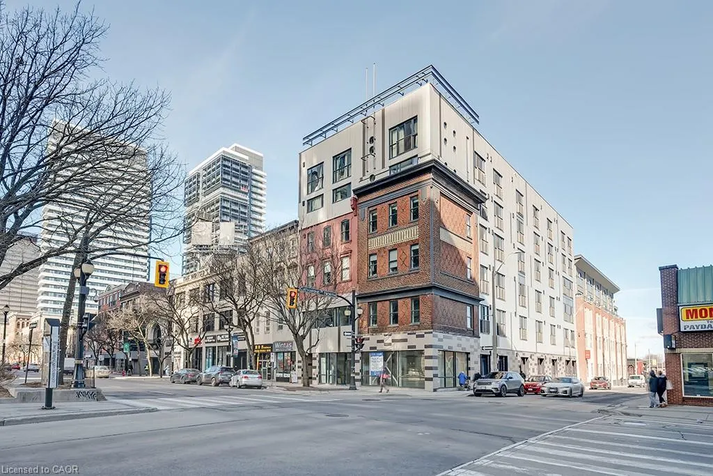 121 King Street E #605