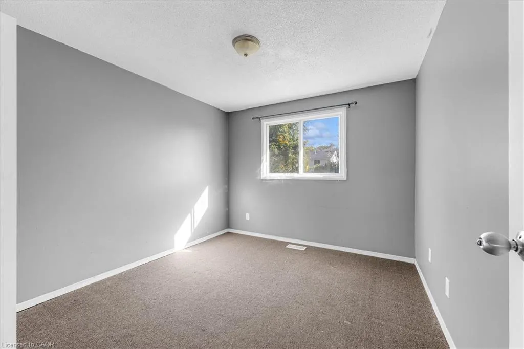 16 Crystal Court