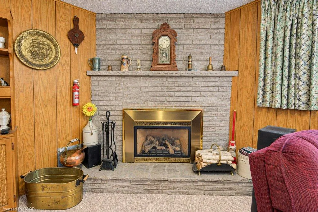 22 Clarke Street W