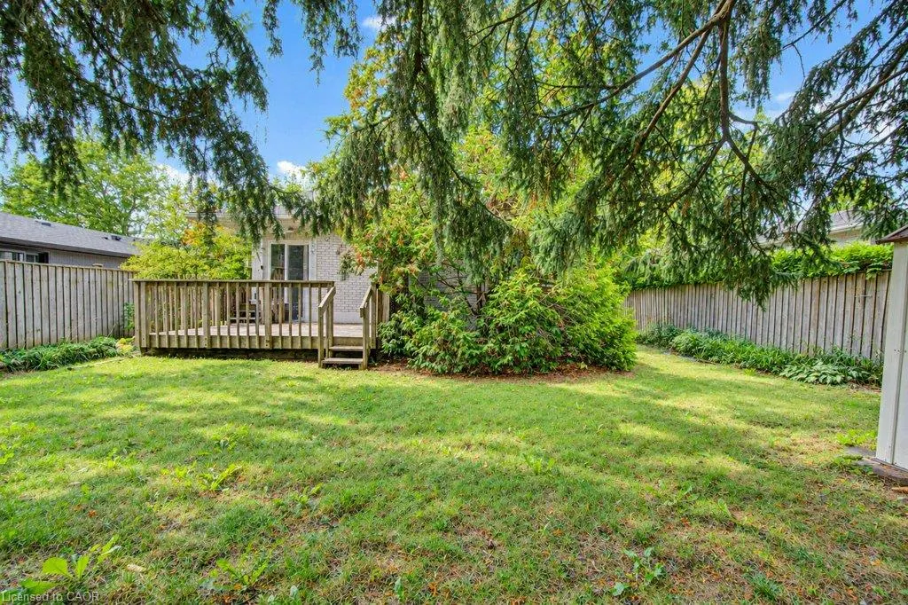 22 Clarke Street W