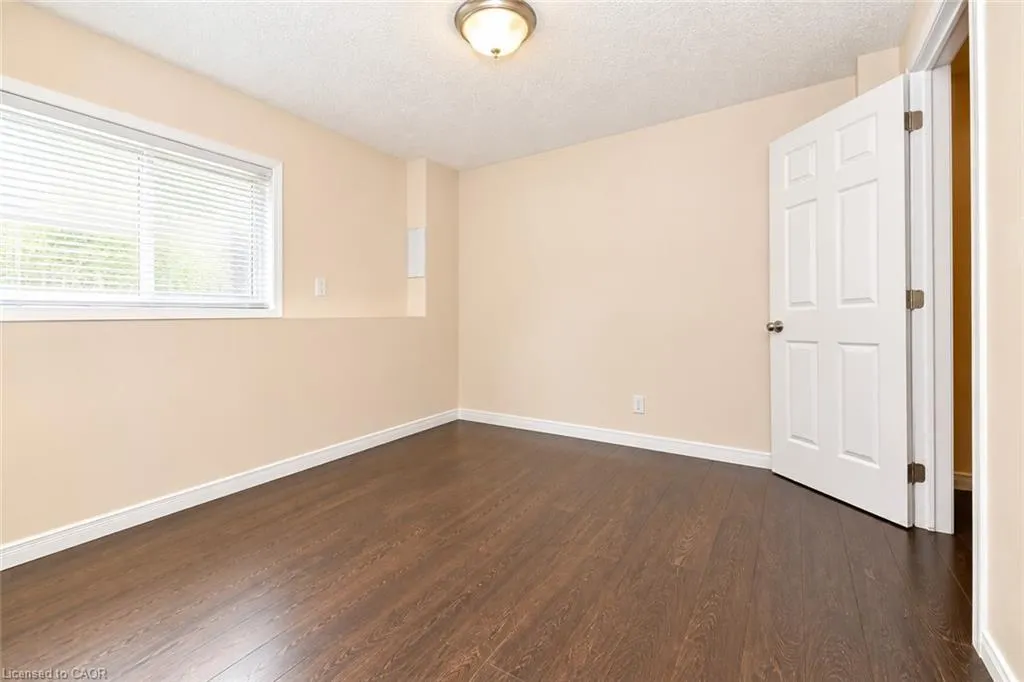 23 Howe Drive #8