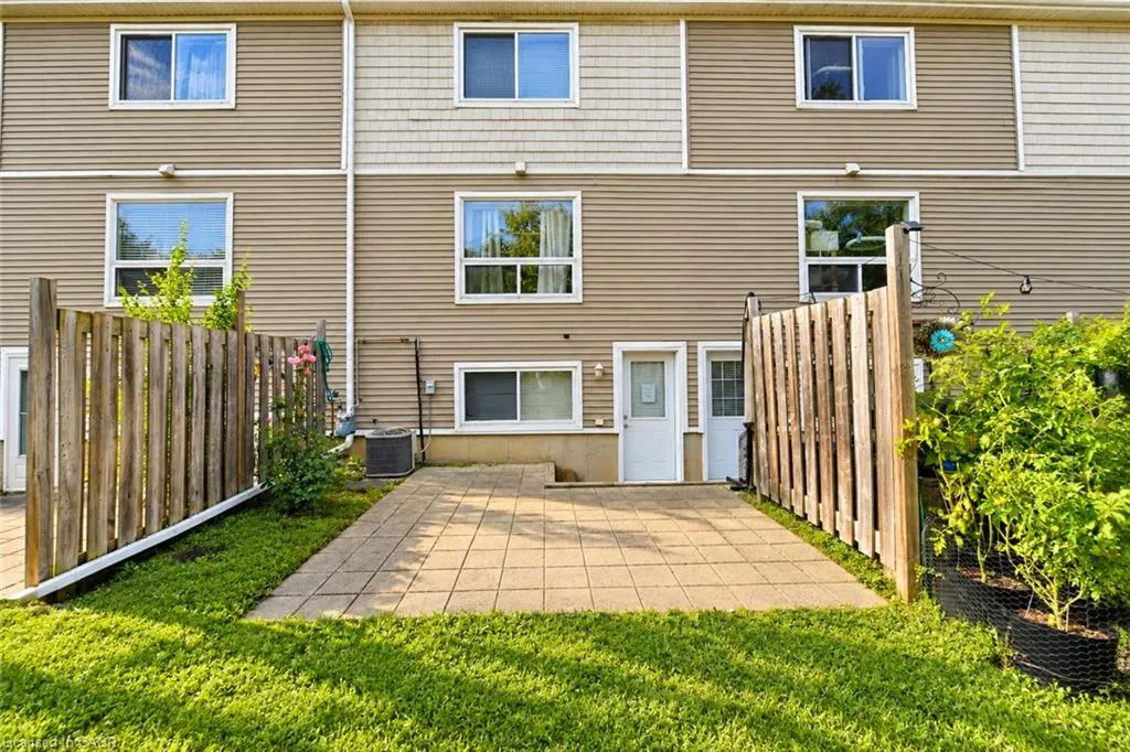 23 Howe Drive #8