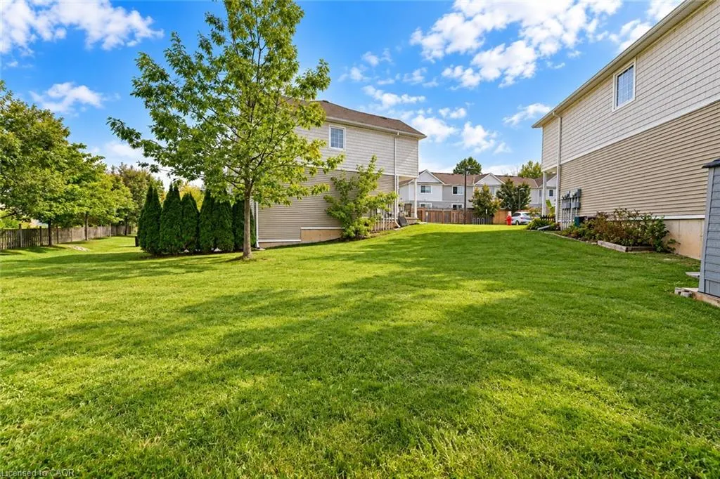 23 Howe Drive #8