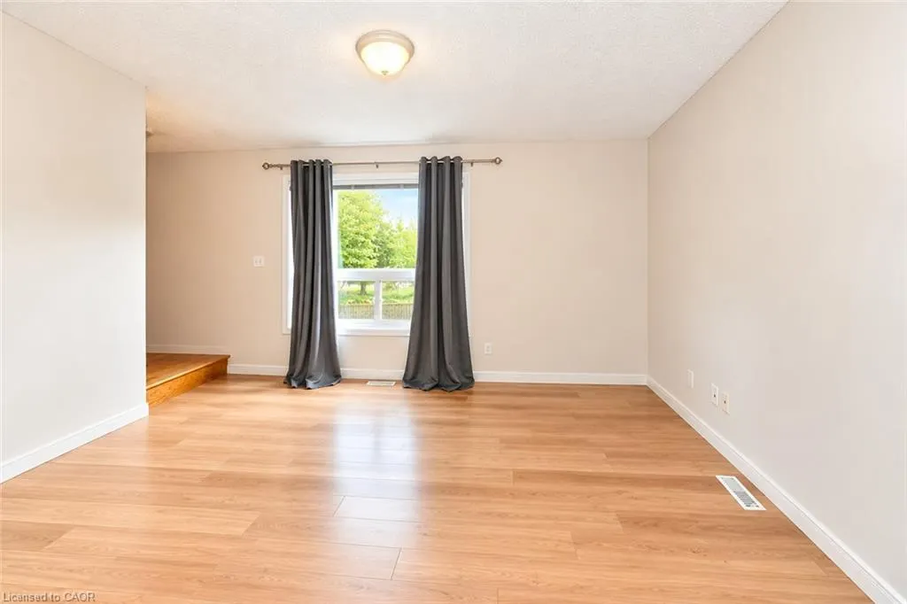 23 Howe Drive #8