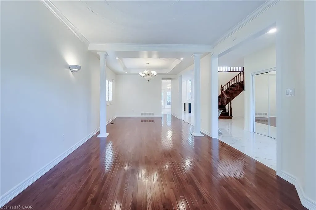49 Stonehenge Drive