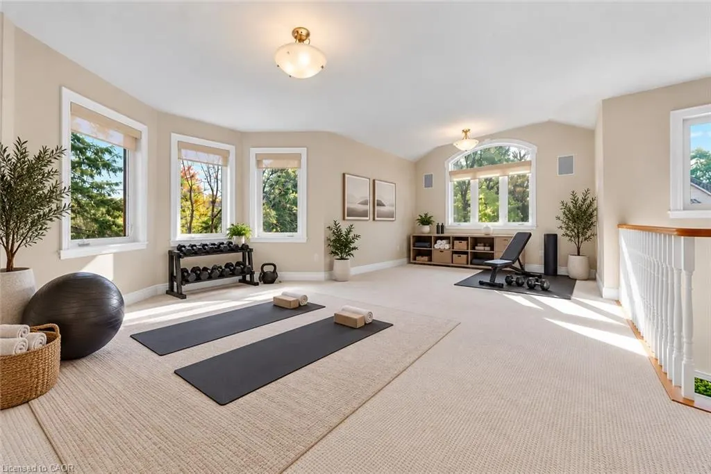118 Foxridge Drive