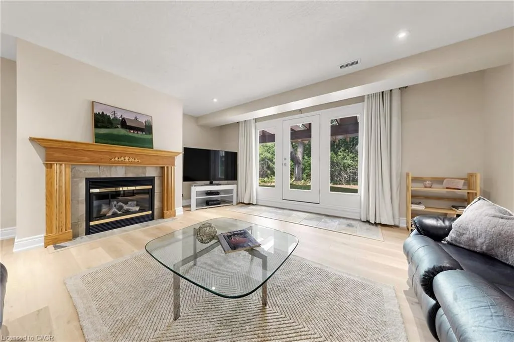 118 Foxridge Drive