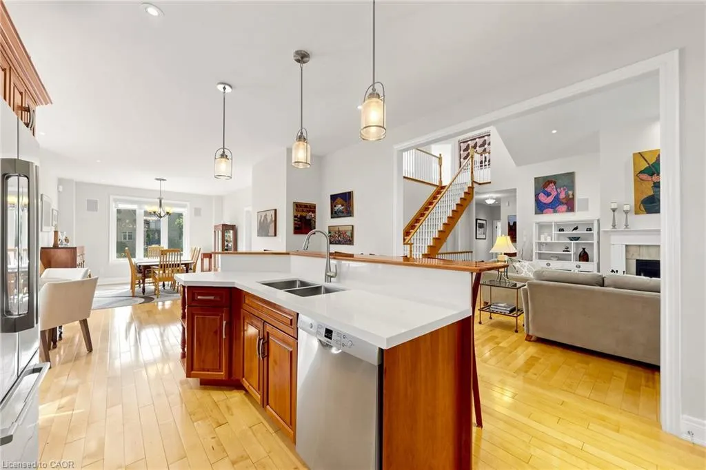 118 Foxridge Drive