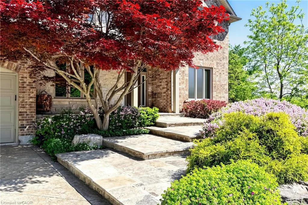 118 Foxridge Drive