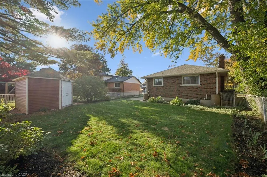 86 Lower Canada Crescent