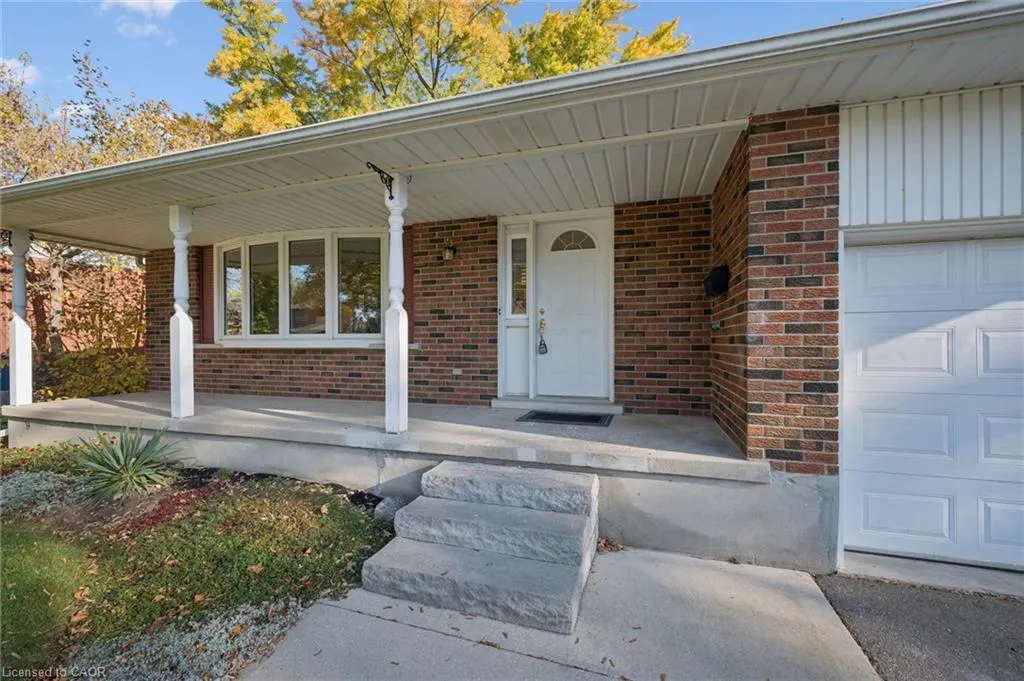 86 Lower Canada Crescent