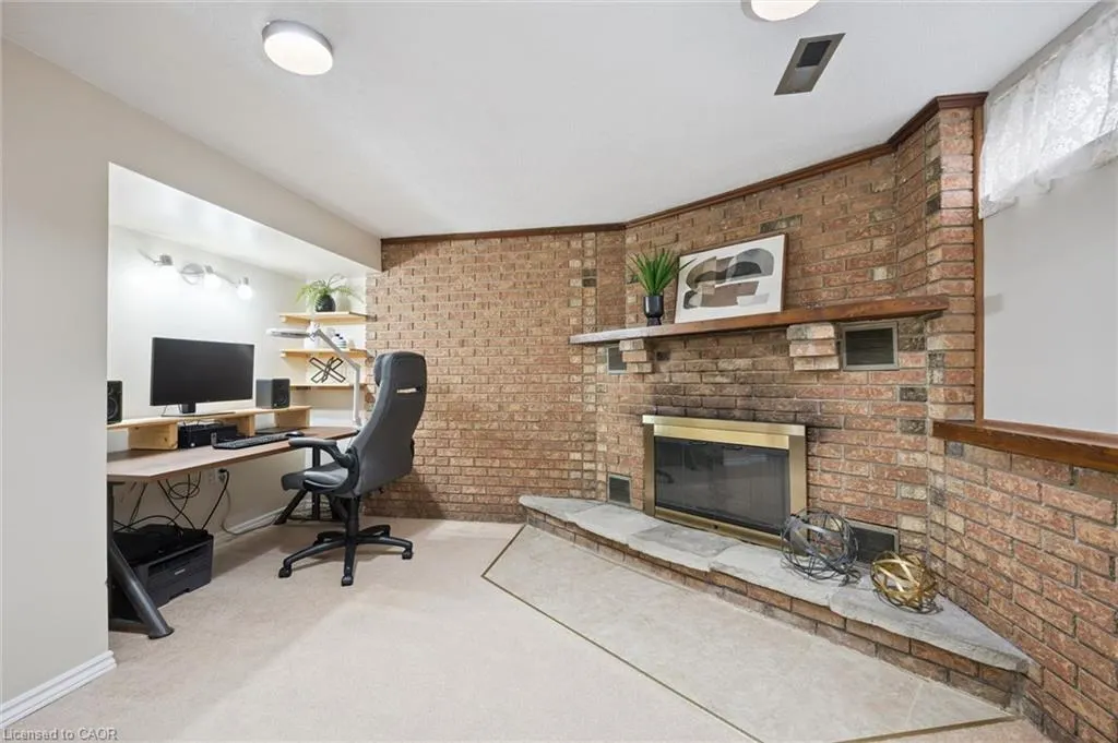 143 Hillbrook Crescent