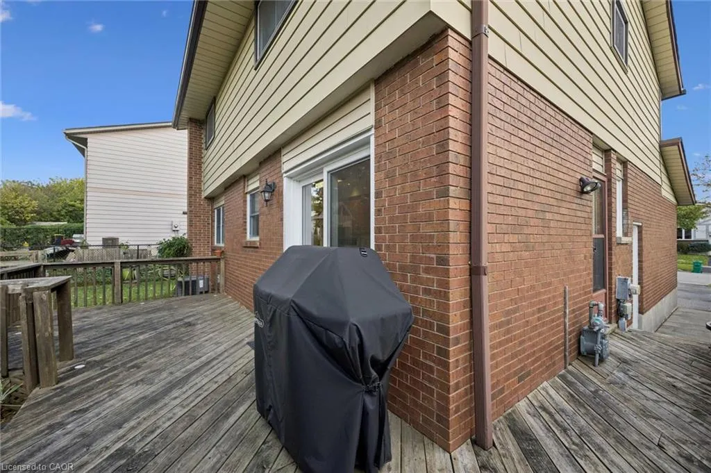 143 Hillbrook Crescent
