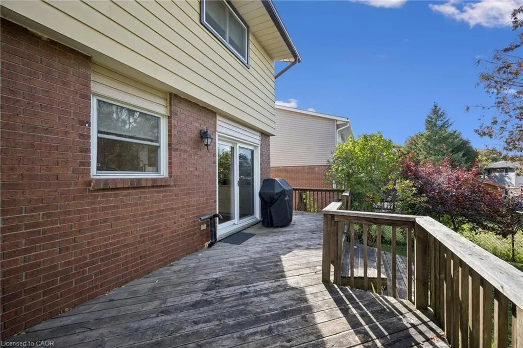 143 Hillbrook Crescent