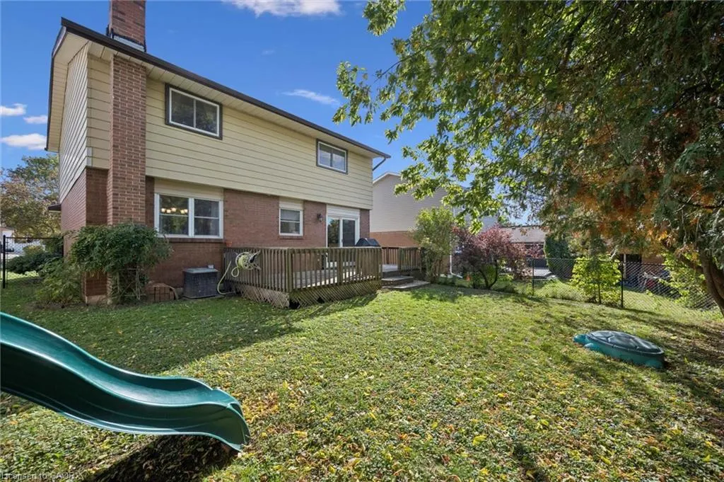 143 Hillbrook Crescent