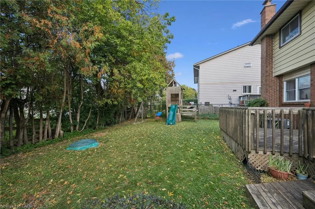 143 Hillbrook Crescent
