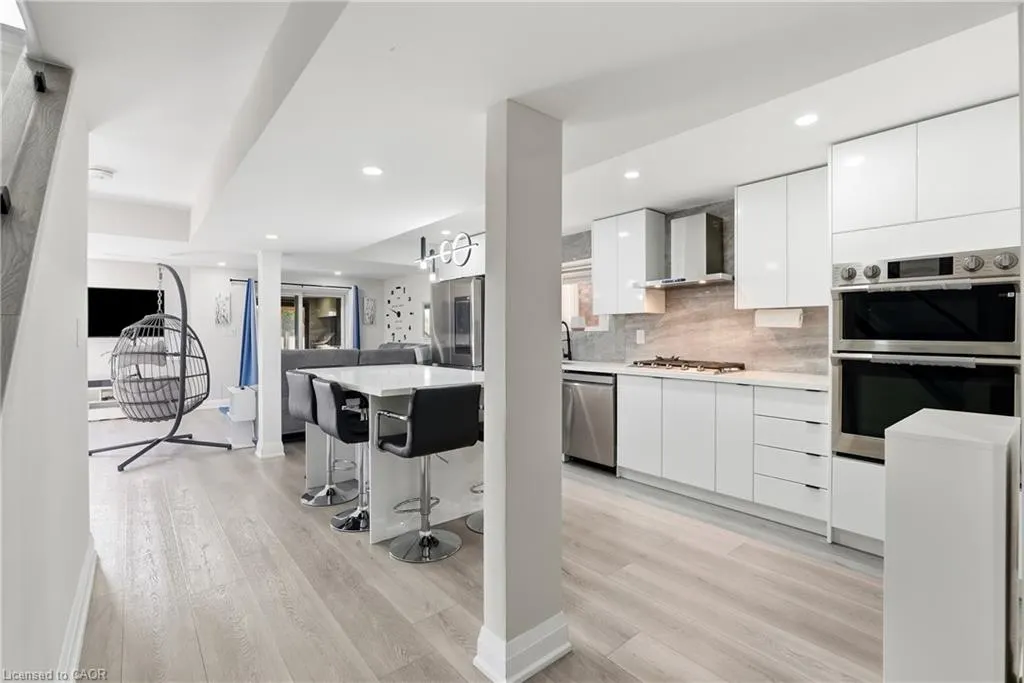 59 Greti Drive