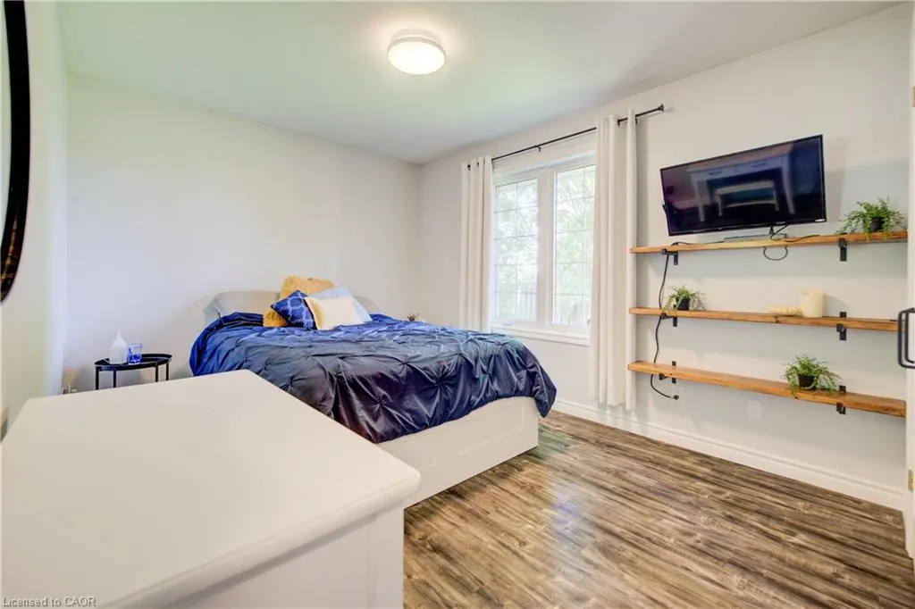 540 Sligo Road W