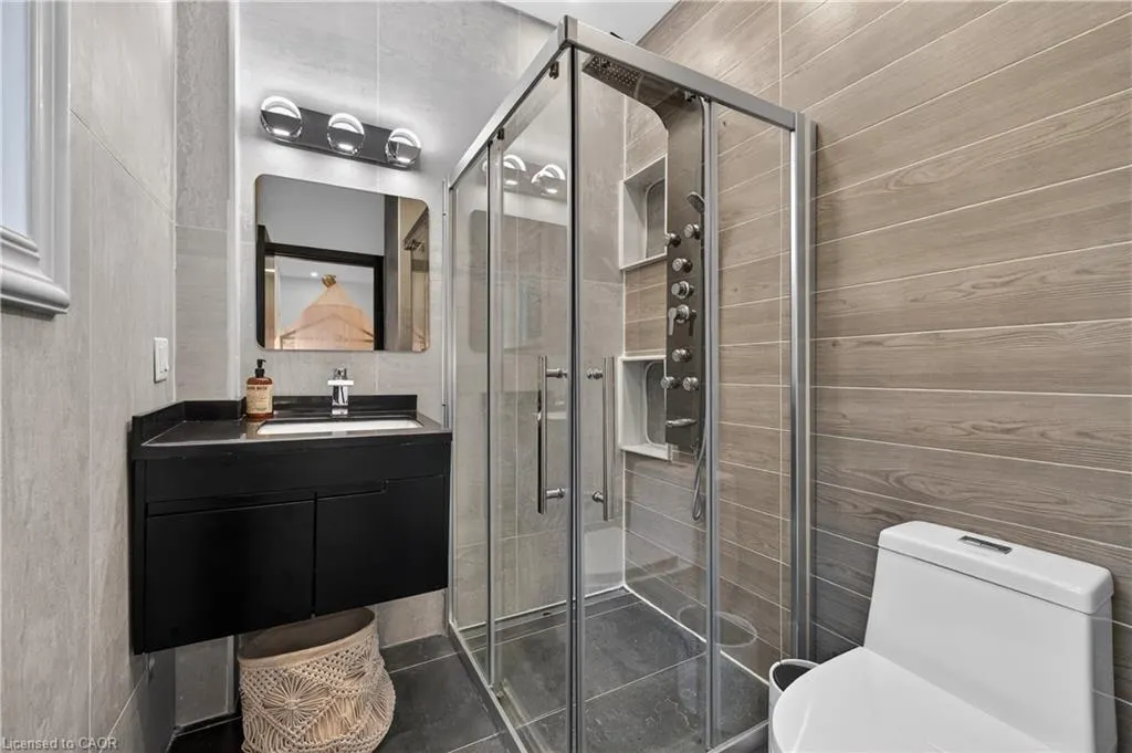 237B Main Street W
