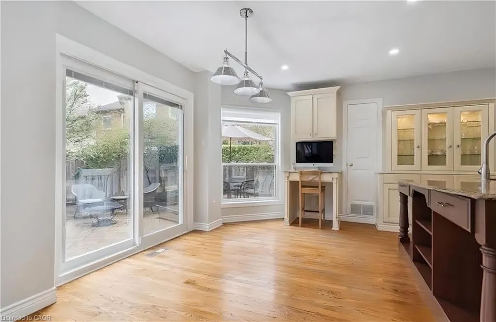 6654 Mockingbird Lane