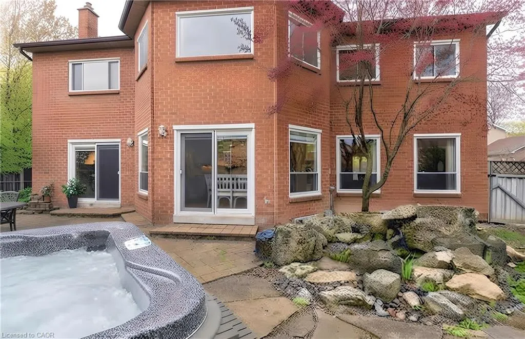 6654 Mockingbird Lane