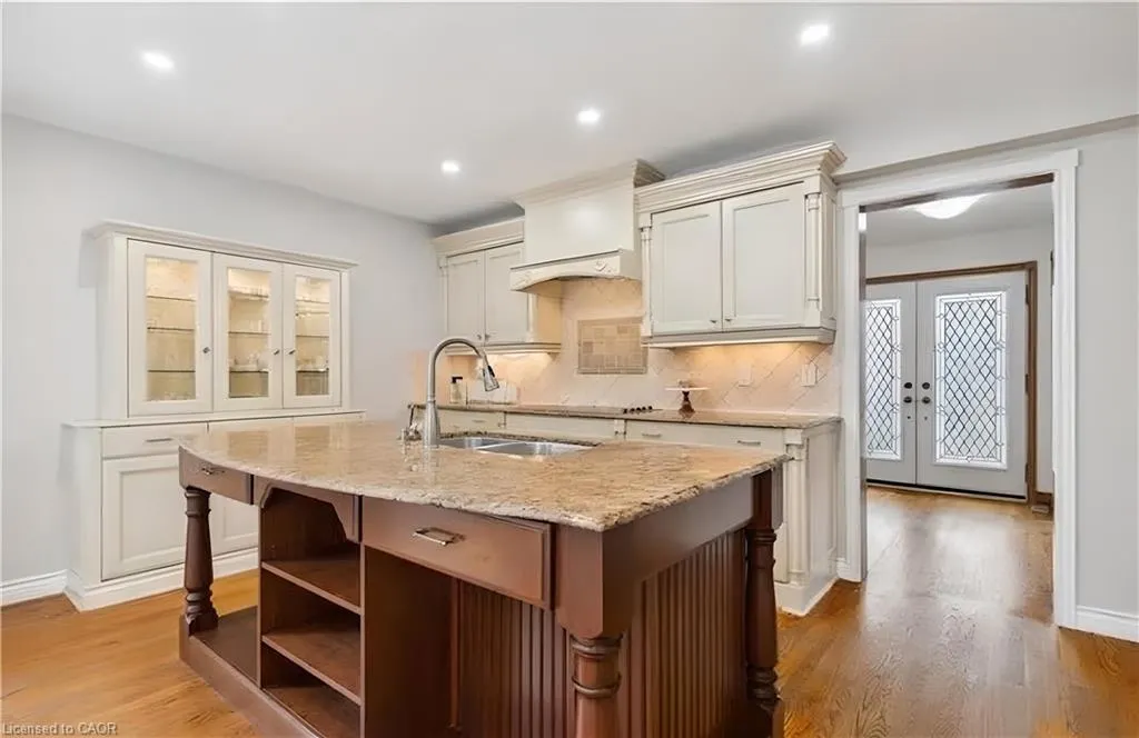 6654 Mockingbird Lane